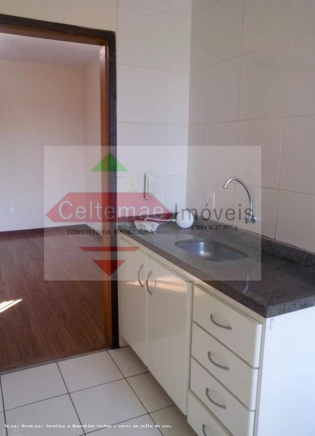 Apartamento à venda com 2 quartos, 55m² - Foto 3