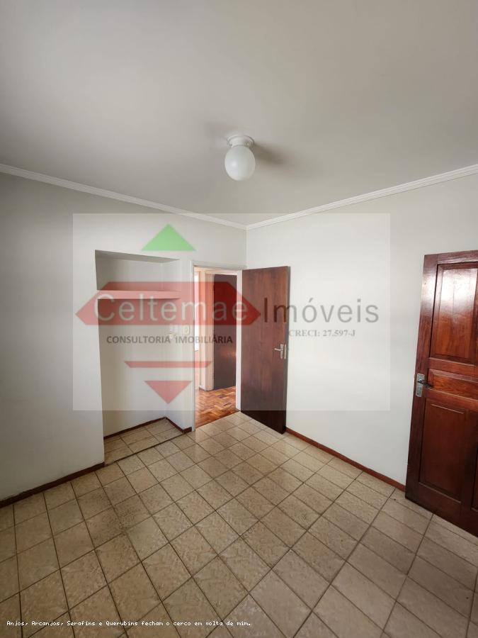 Casa à venda com 3 quartos, 127m² - Foto 9