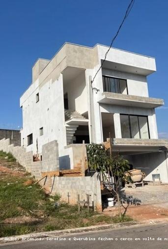 Sobrado à venda com 3 quartos, 215m² - Foto 2