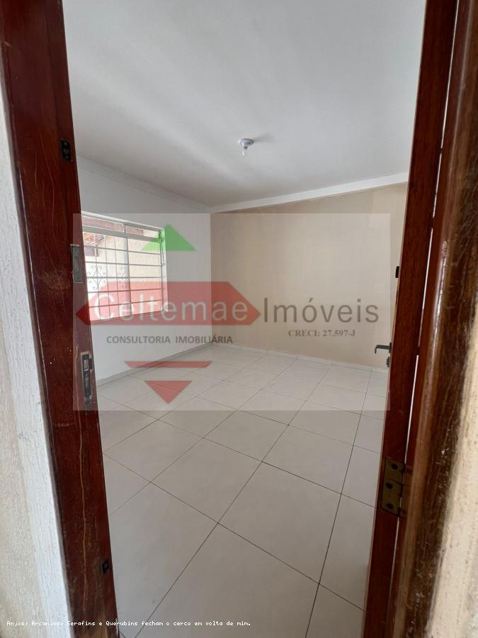 Casa à venda com 3 quartos, 110m² - Foto 2