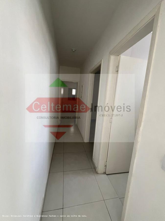 Casa à venda com 3 quartos, 110m² - Foto 9