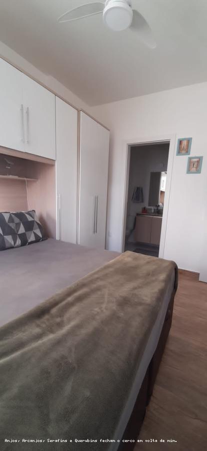 Apartamento à venda com 2 quartos, 76m² - Foto 12