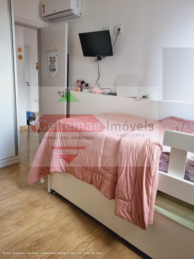 Apartamento à venda com 2 quartos, 76m² - Foto 16