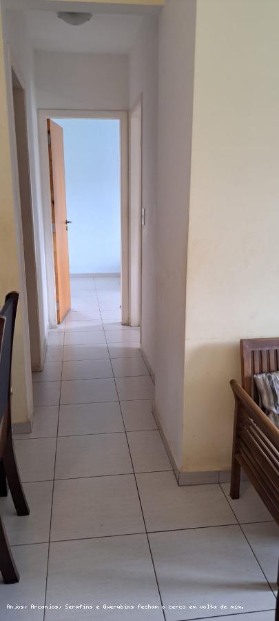 Apartamento à venda com 2 quartos, 70m² - Foto 5