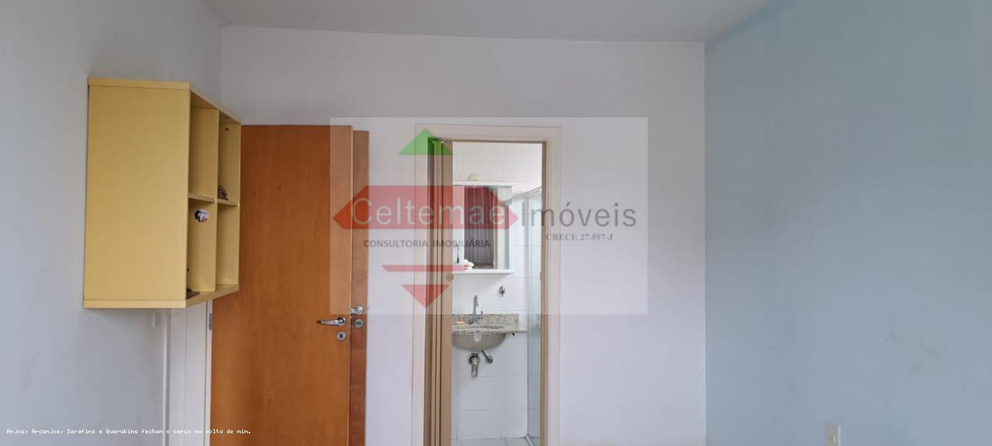 Apartamento à venda com 2 quartos, 70m² - Foto 11