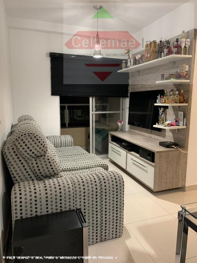 Apartamento à venda com 3 quartos, 73m² - Foto 4