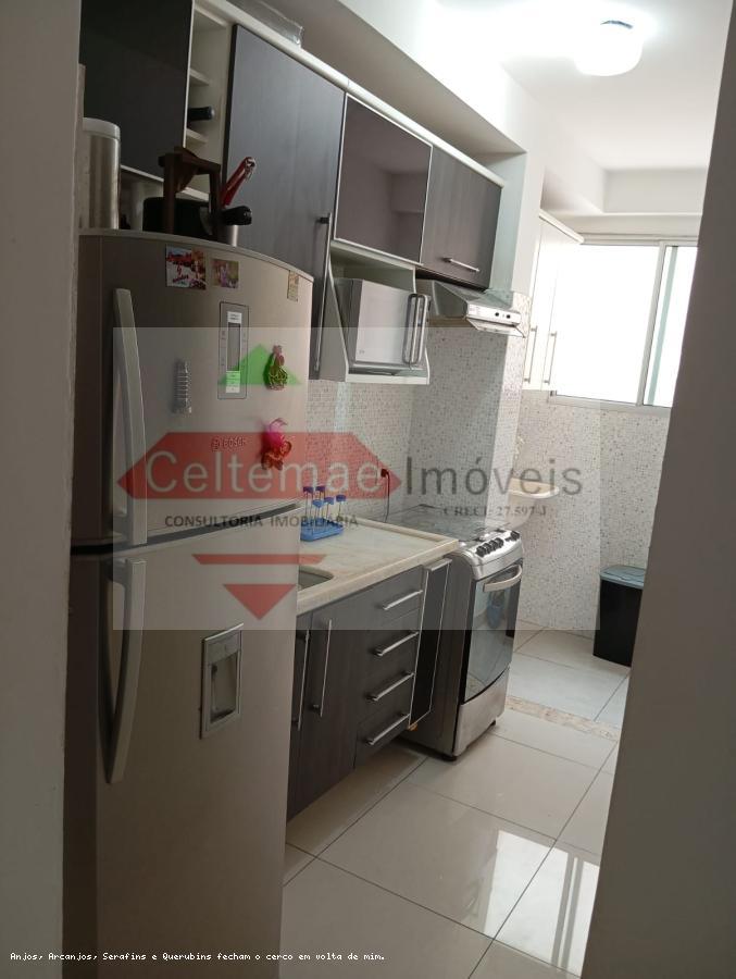 Apartamento à venda com 3 quartos, 73m² - Foto 6