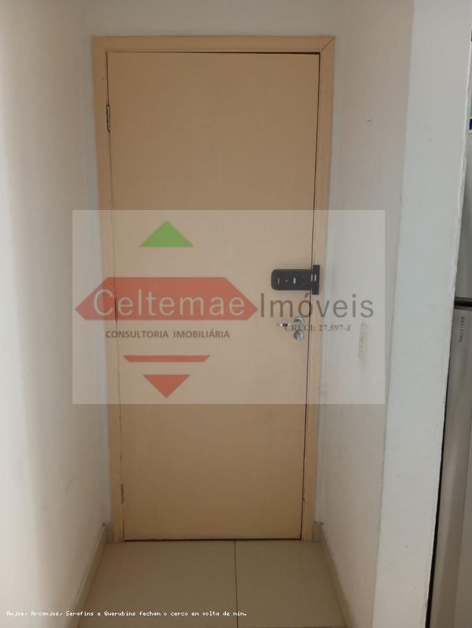 Apartamento à venda com 3 quartos, 73m² - Foto 2