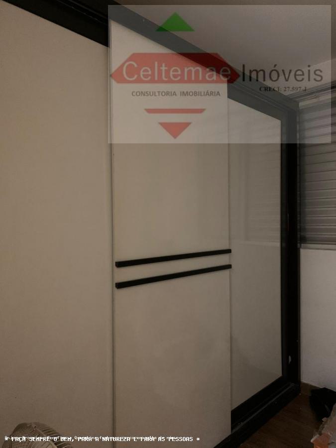 Apartamento à venda com 3 quartos, 73m² - Foto 9