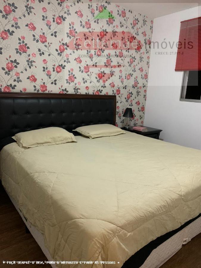 Apartamento à venda com 3 quartos, 73m² - Foto 12