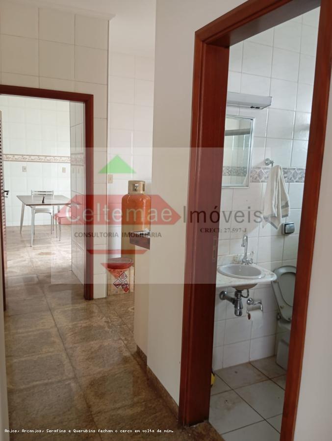 Loja-Salão para alugar com 4 quartos, 250m² - Foto 31